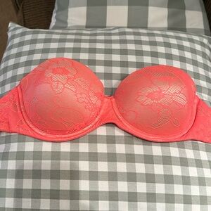 Victoria’s Secret pink multi-way push up